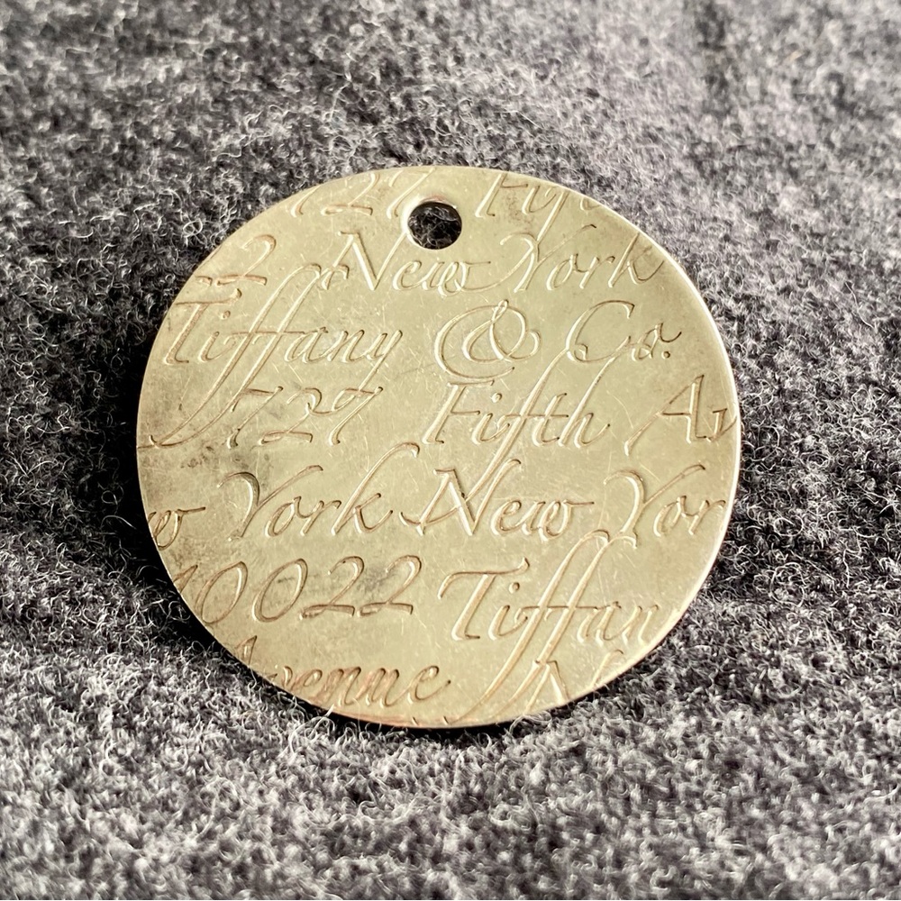 Tiffany & Co 925 Sterling Silver New York Round Necklace